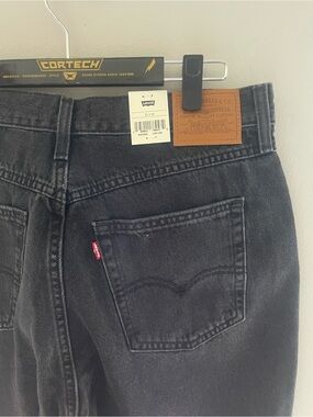 Levi's Women's 80’s Mom jeans